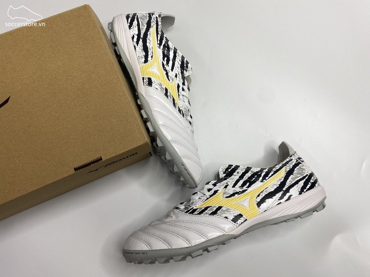 Mizuno Neo 3 Pro TF - Core White / Gold / Black - P1GD228446