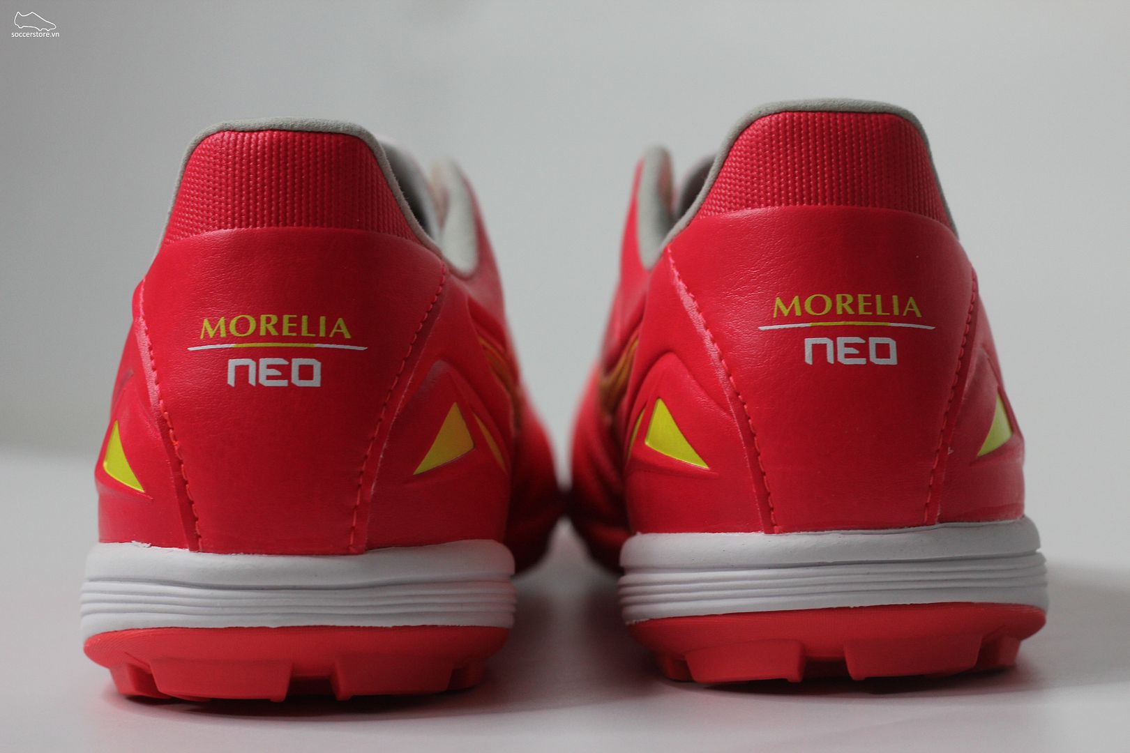 Giày bóng đá Mizuno Morelia Neo 4 Pro AS TF màu đỏ P1GD233464