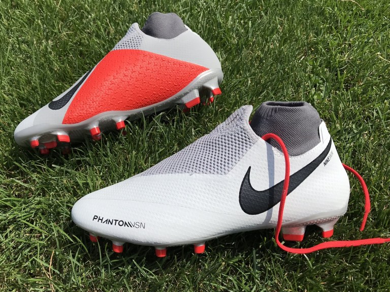 Đánh giá Nike Phantom Vision Pro