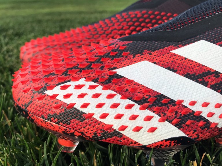 Da Demonskin trên giày Adidas Predator 20+ 