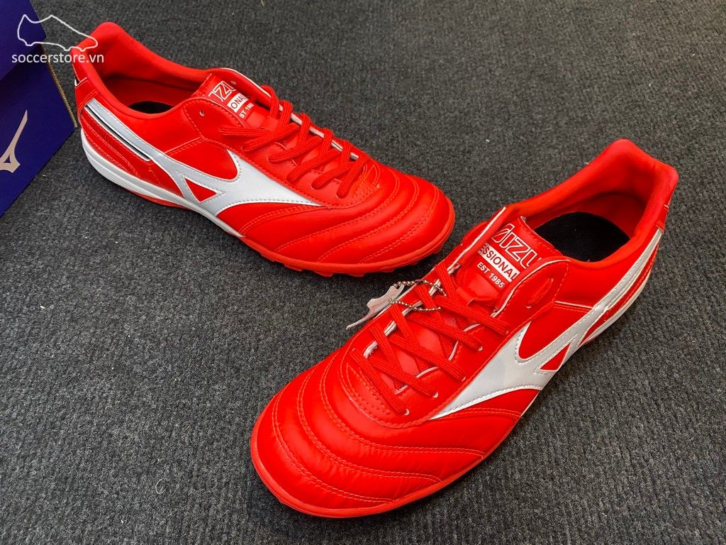 Mizuno Morelia TF- Bright Crimson/ White/ Black Q1GB210160