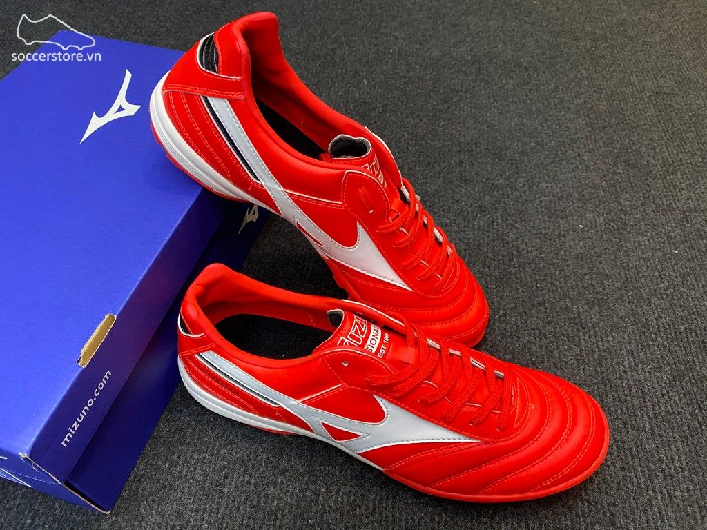 Mizuno Morelia TF- Bright Crimson/ White/ Black Q1GB210160