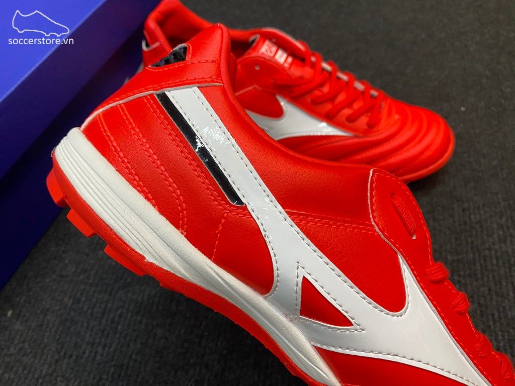 Mizuno Morelia TF- Bright Crimson/ White/ Black Q1GB210160