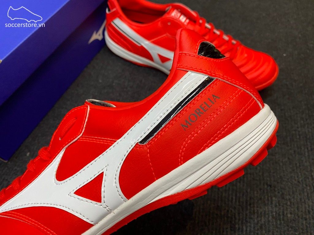 Mizuno Morelia TF- Bright Crimson/ White/ Black Q1GB210160