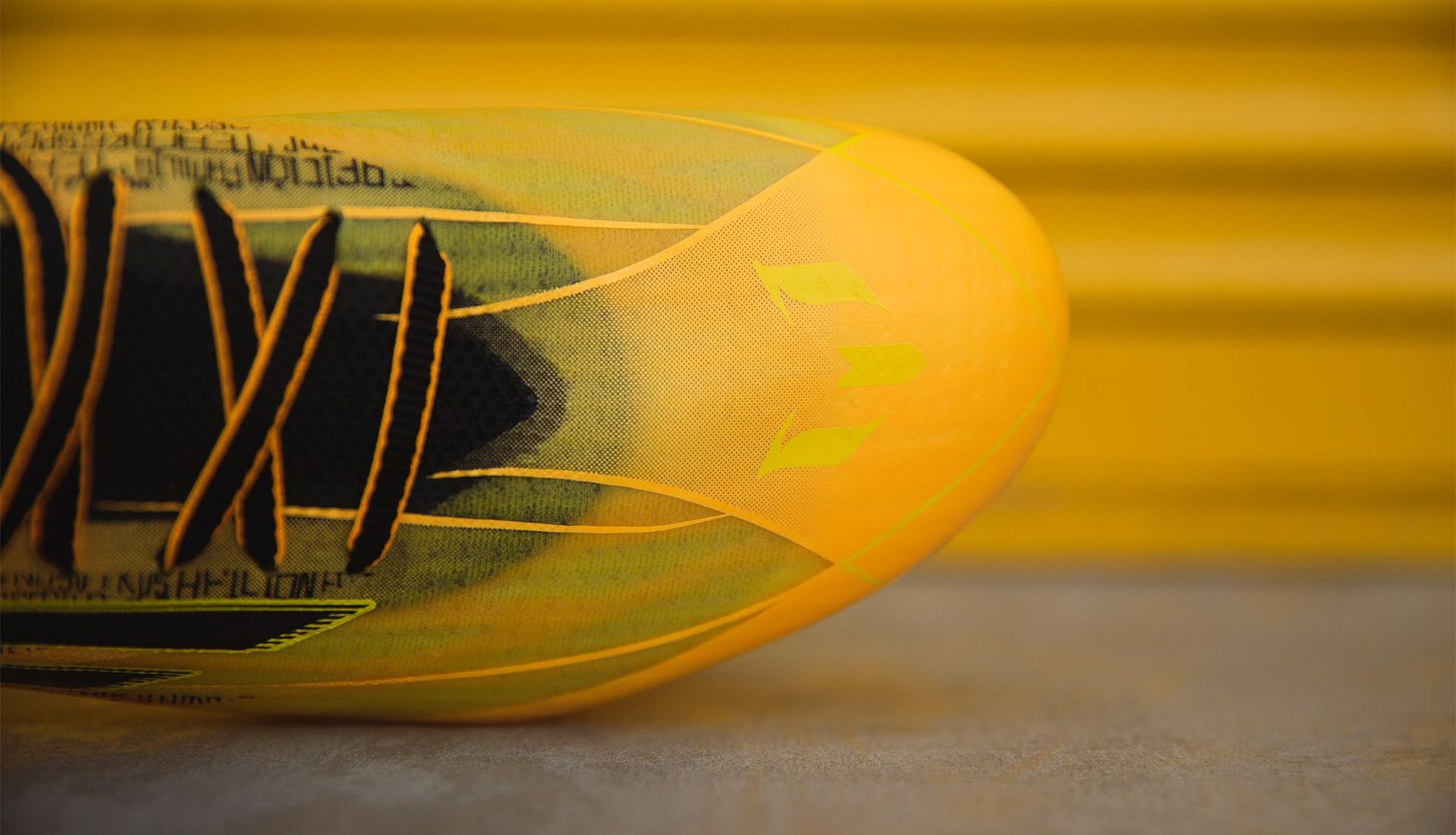 Ra mắt siêu phẩm độc quyền Adidas X Speedflow Messi 'Mi Historia' 