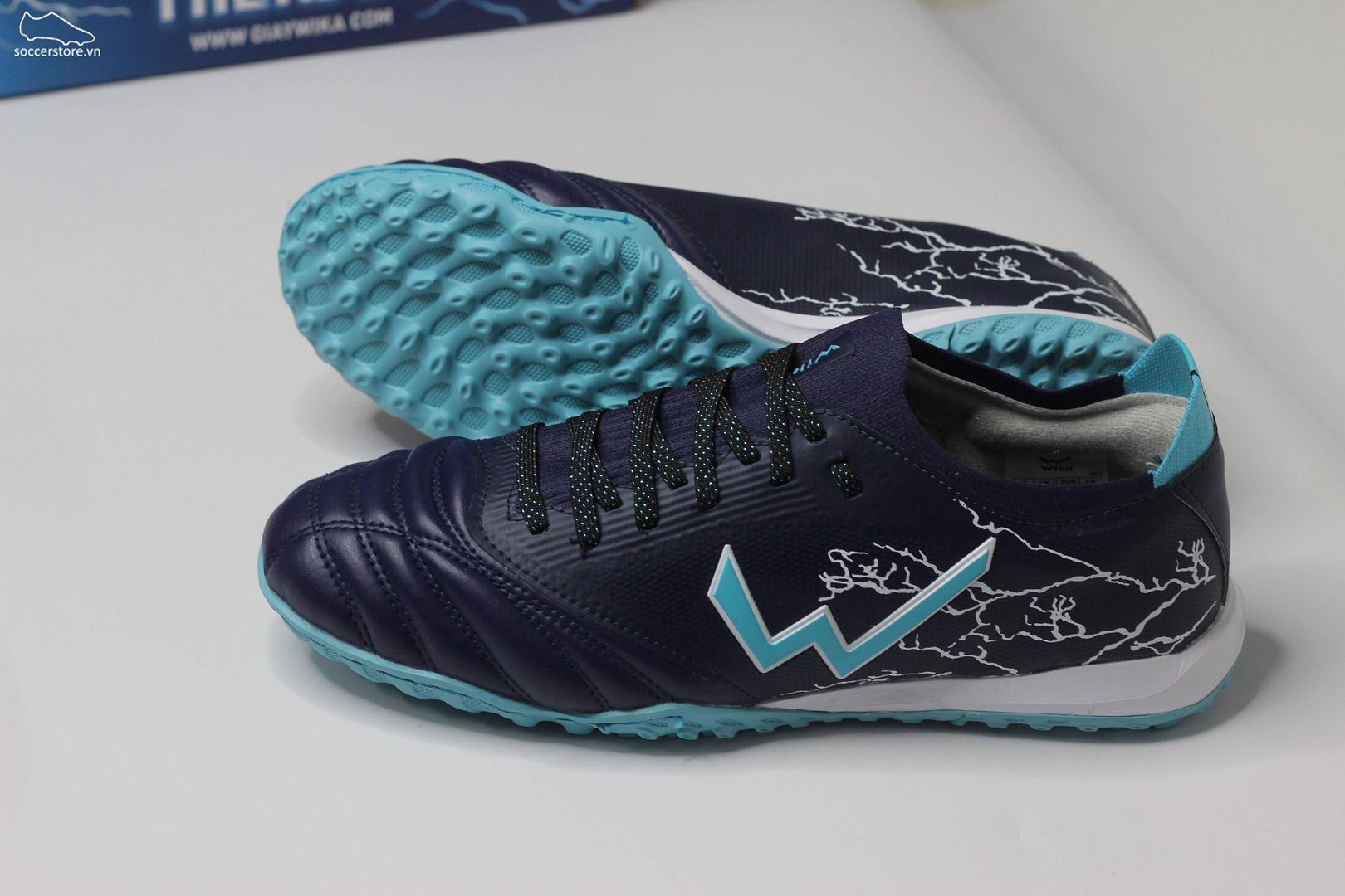 Giày bóng đá Wika Thunder màu navy