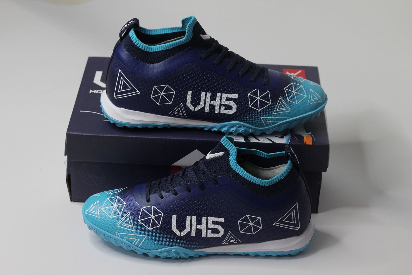 Giày bóng đá Wika VH5 màu navy