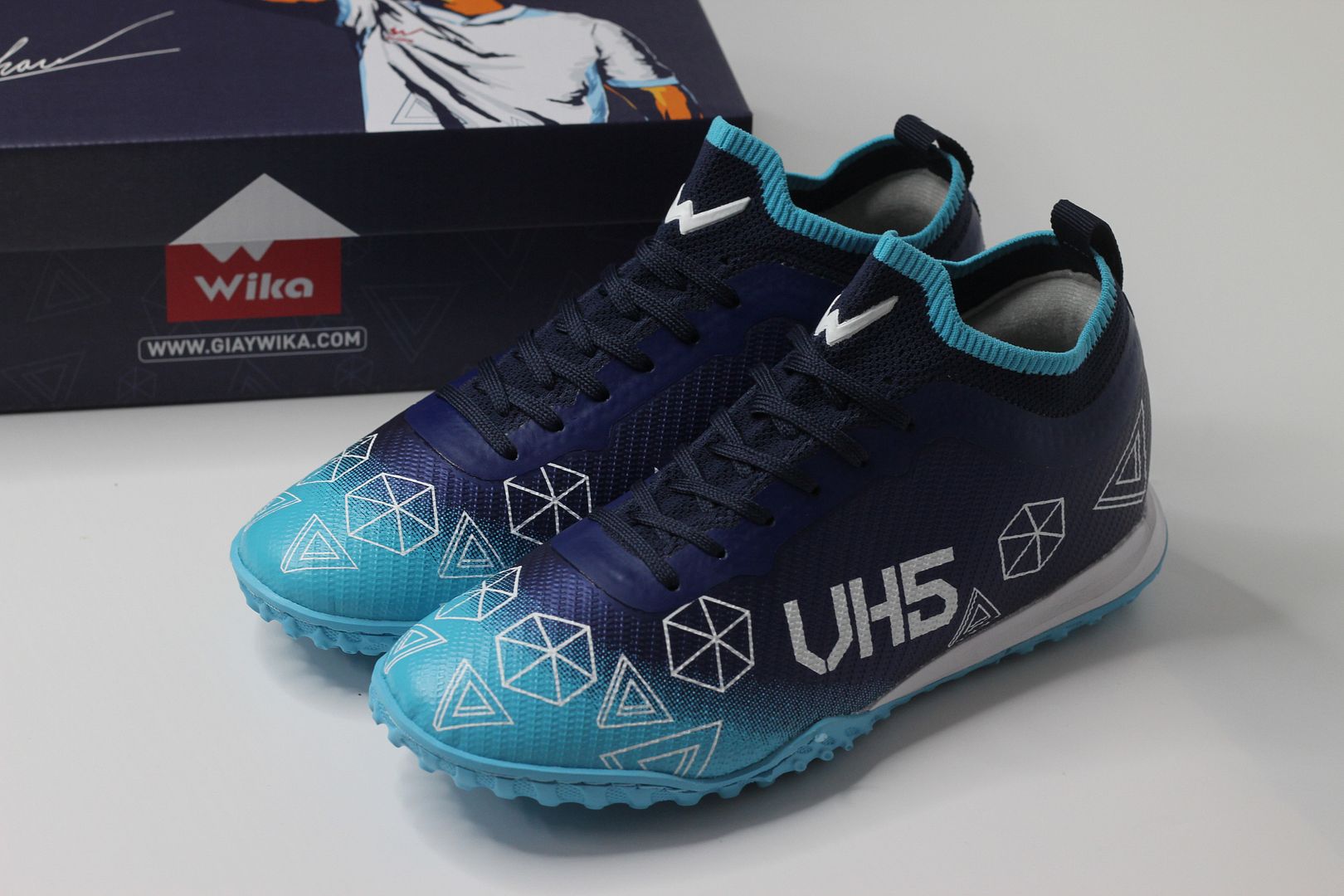 Giày bóng đá Wika VH5 màu navy