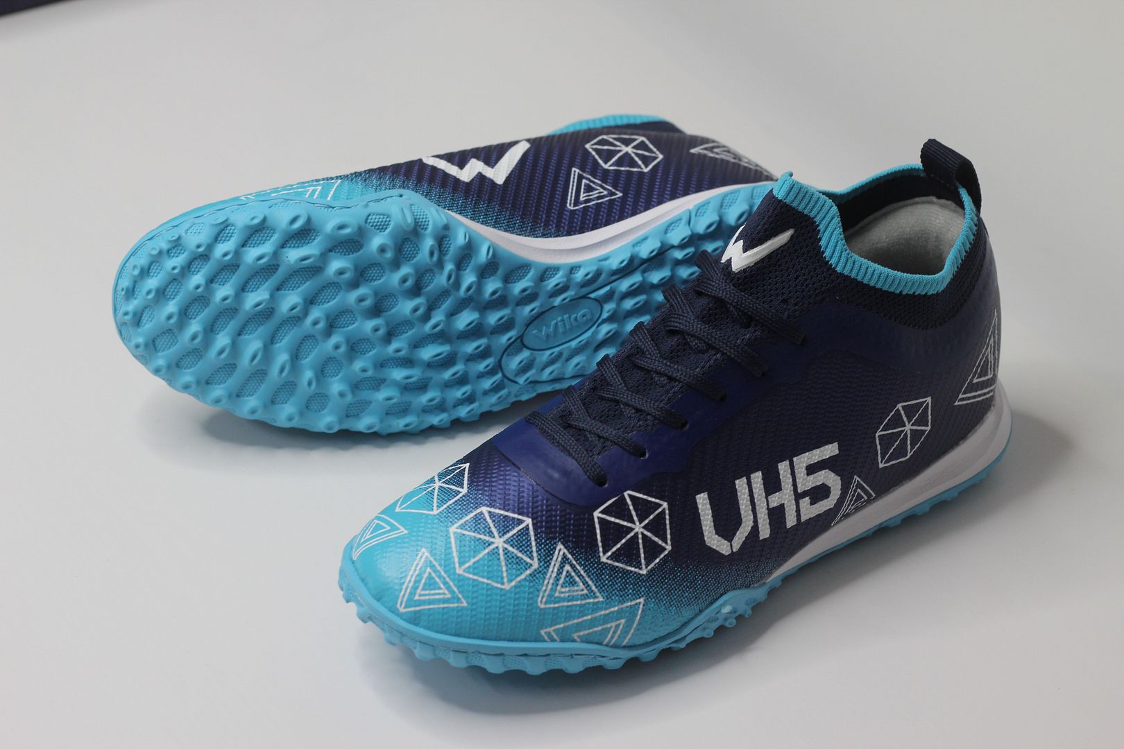Giày bóng đá Wika VH5 màu navy