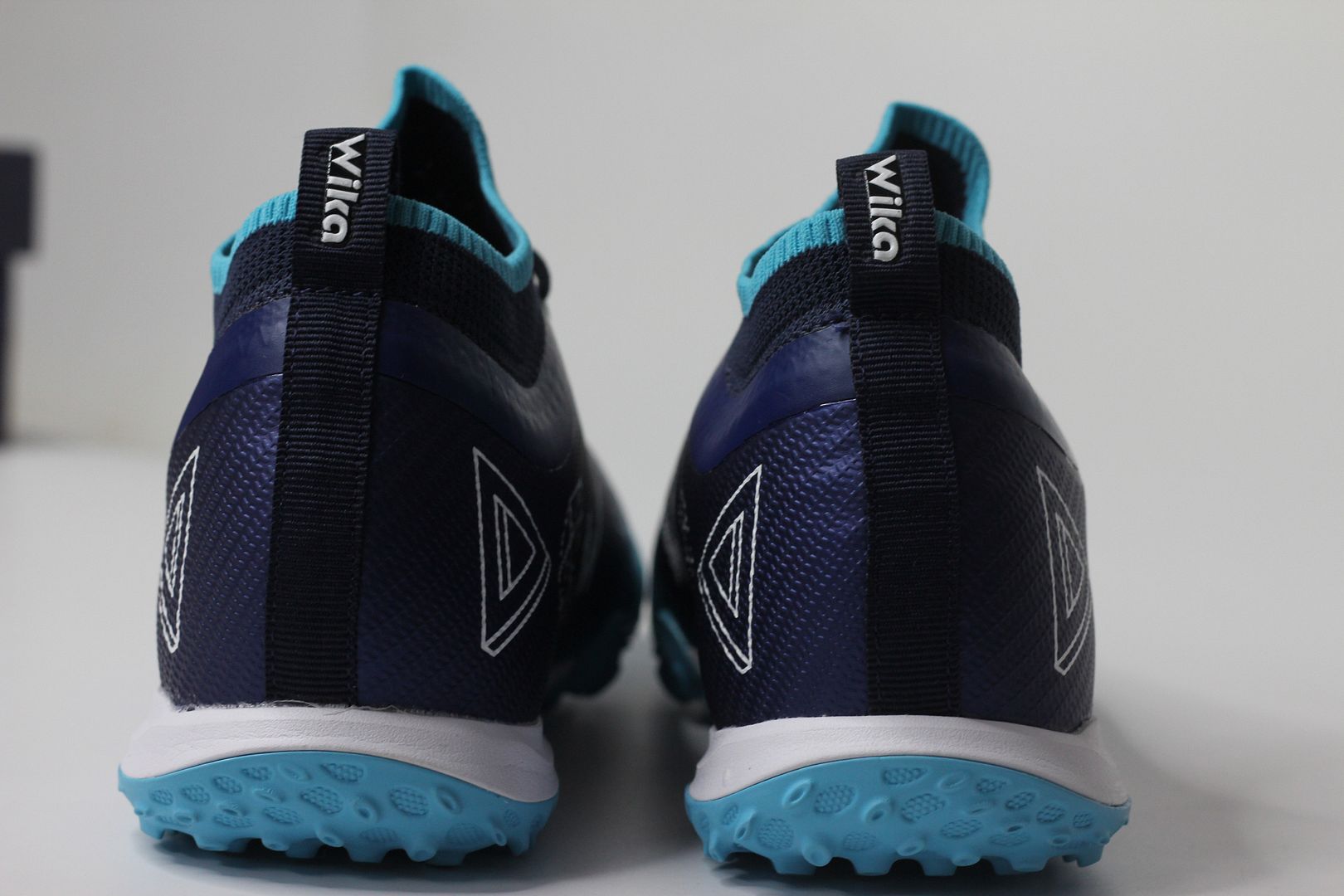 Giày bóng đá Wika VH5 màu navy