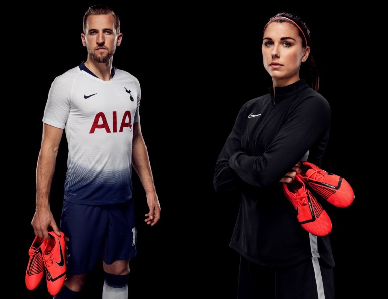 Giày Nike Phantom VNM: sinh ra dành cho kẻ sát thủ !