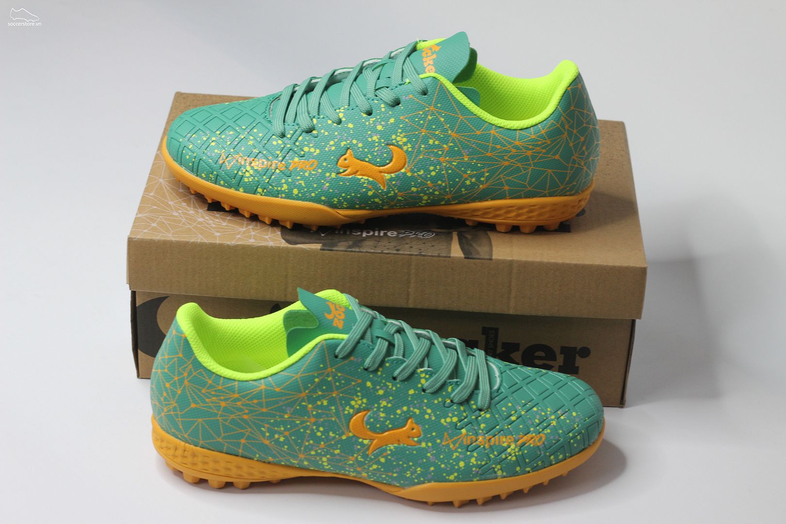 Giày bóng đá Zocker Inspire Pro TF màu xanh Olive Green/ Orange