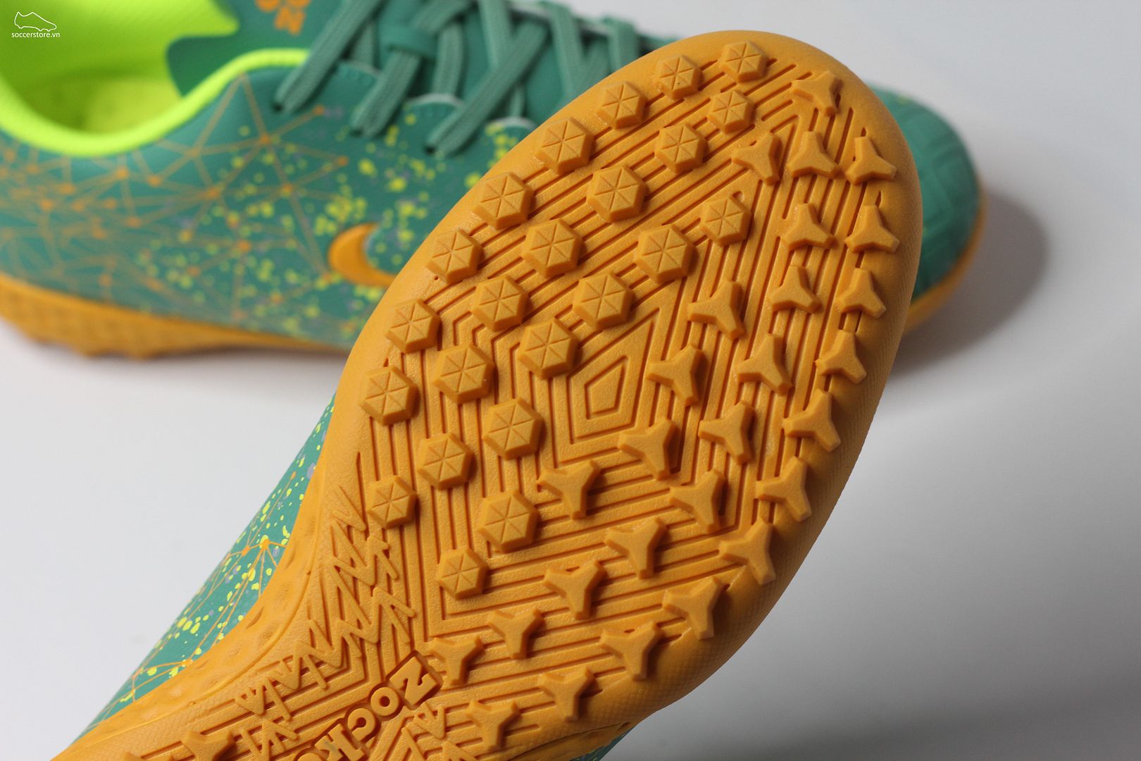 Giày bóng đá Zocker Inspire Pro TF màu xanh Olive Green/ Orange