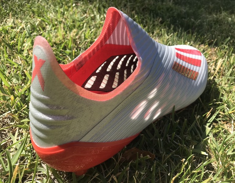 Đánh giá giày Adidas X 19+