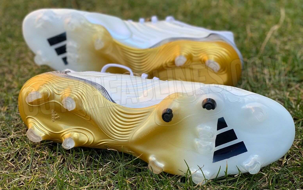 Adidas Al Hilm - BST thứ hai của nhà ba sọc ra mắt sau Adidas Al Rihla bị rò rỉ