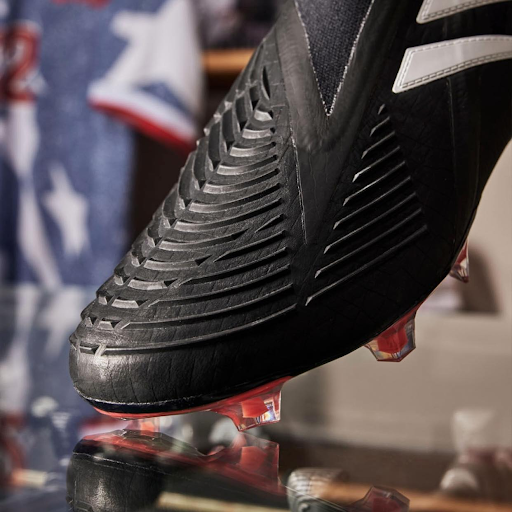 Adidas Predator Edge 94+ chính thức ra mắt