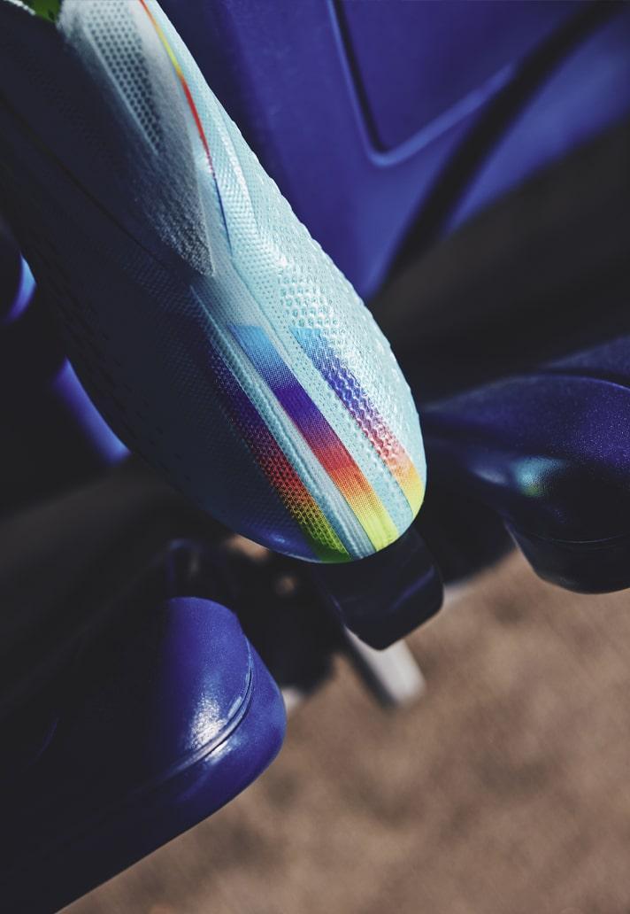 Al Rihla Pack - BST Giày đá bóng Adidas hướng đến World Cup 2022