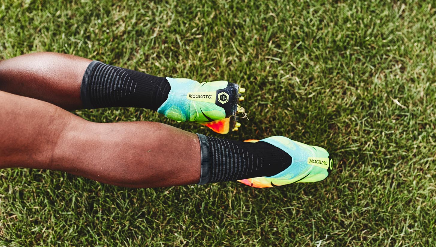 Đánh giá hệ thống đinh giày Nike Anti-clog