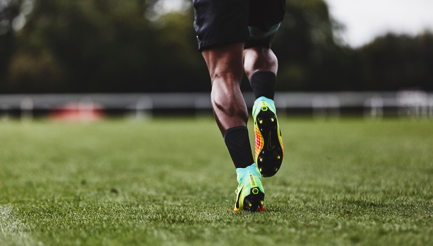 Đánh giá hệ thống đinh giày Nike Anti-clog