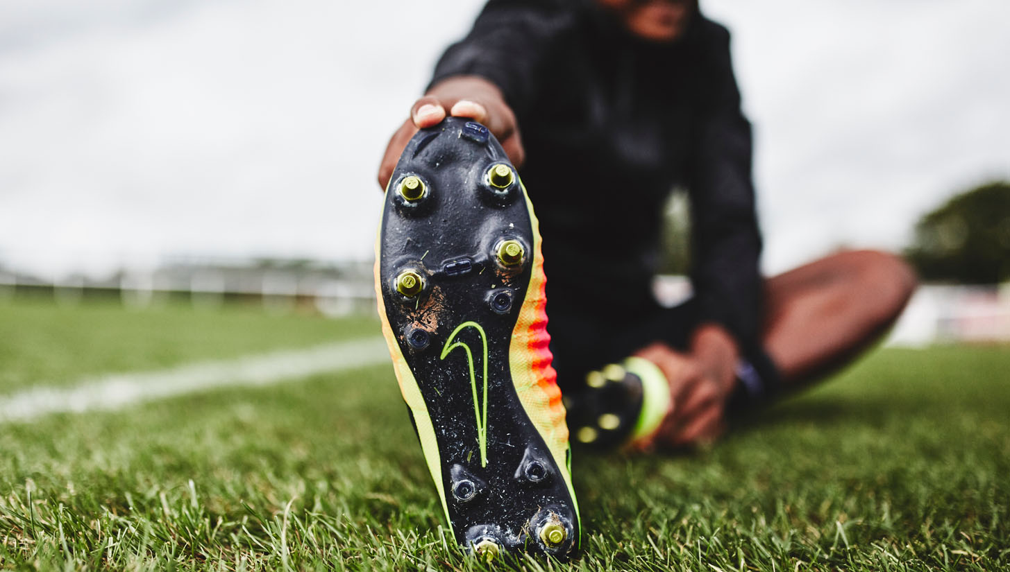 Đánh giá hệ thống đinh giày Nike Anti-clog