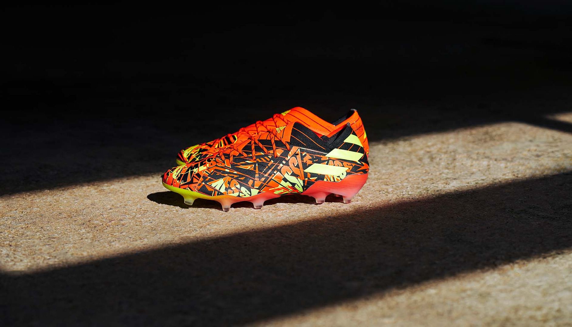 giày bóng đá Adidas Nemeziz Messi El Rey Del Balón