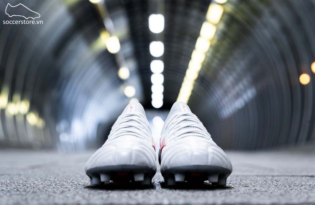 Giày bóng đá Mizuno Morelia NEO III Robotic Pack 2020