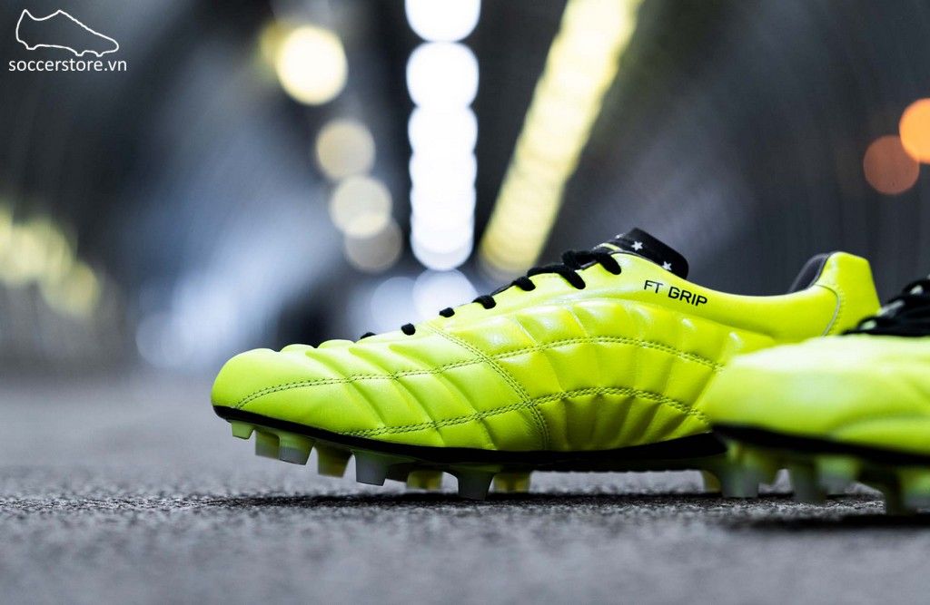 Giày bóng đá Mizuno Rebula Cup - Robotic Pack 2020
