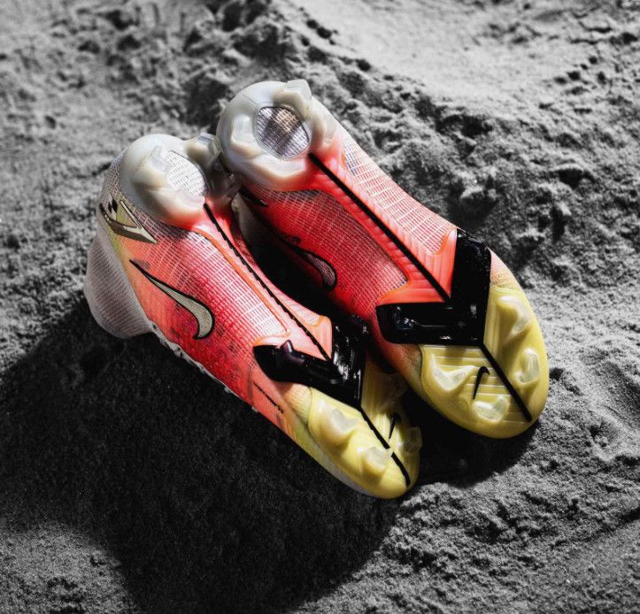 Ra mắt giày Nike Mercurial Dream Speed 004