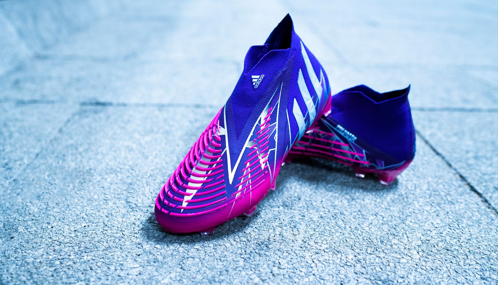 giày bóng đá Adidas Predator Edge Champions Code