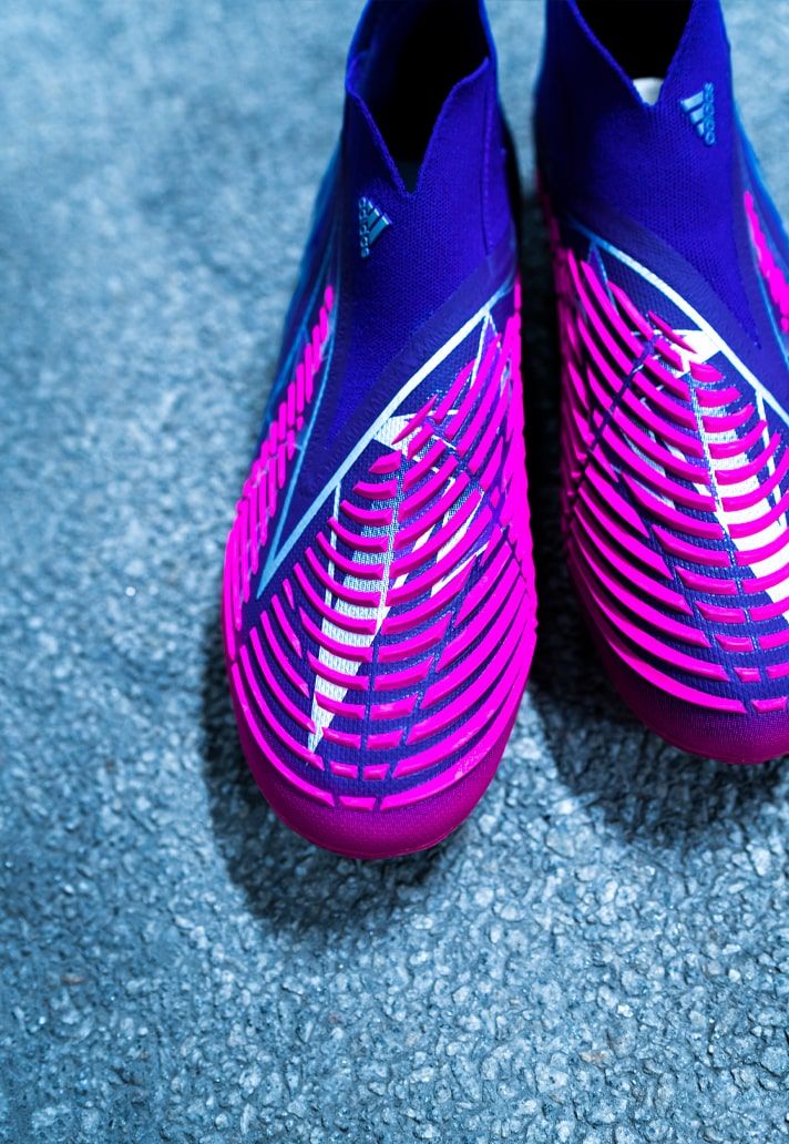 giày bóng đá Adidas Predator Edge Champions Code