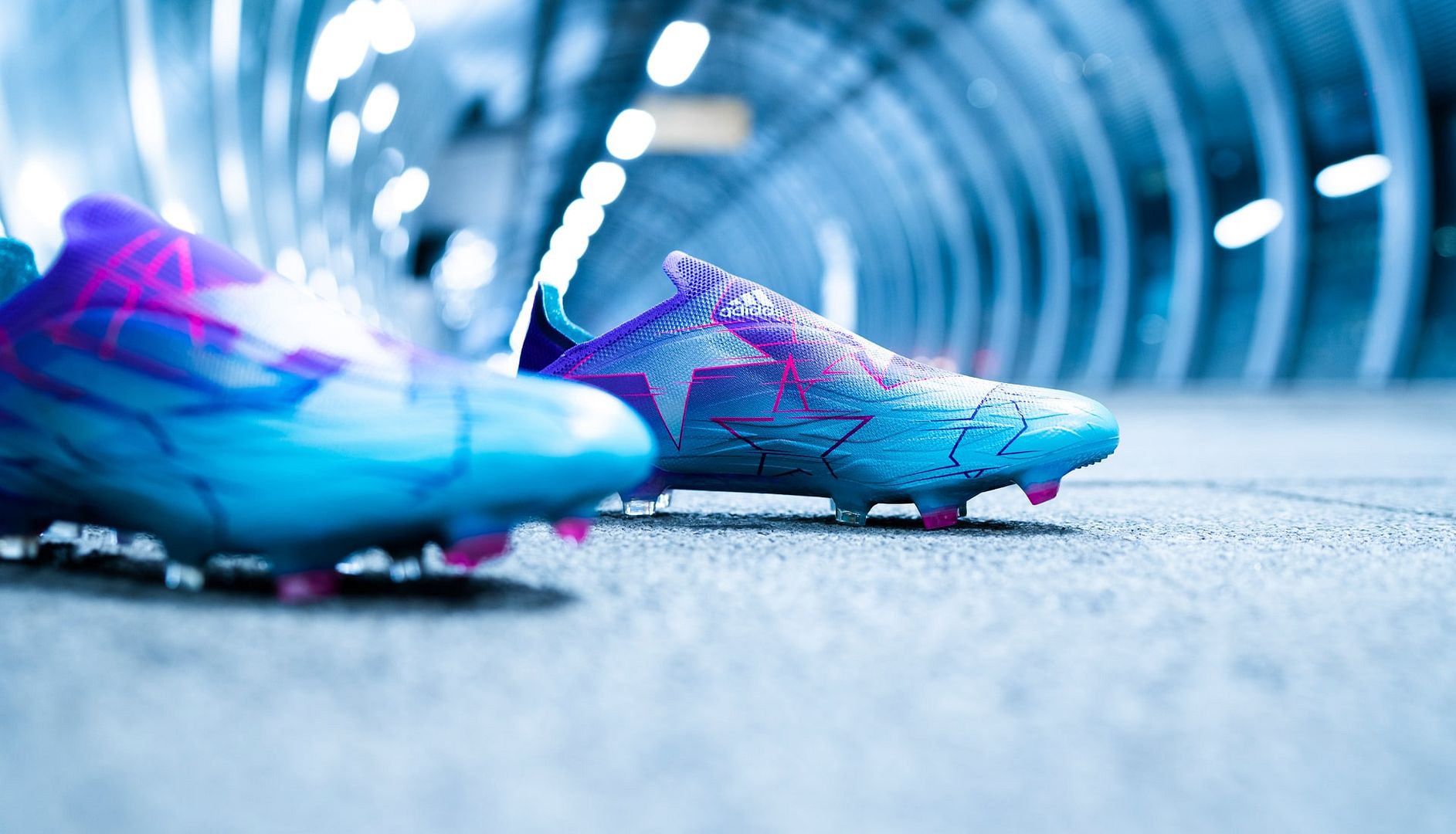 giày bóng đá Adidas X Speedflow Champions Code