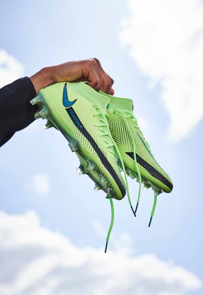 giày bóng đá Nike Impulse Pack