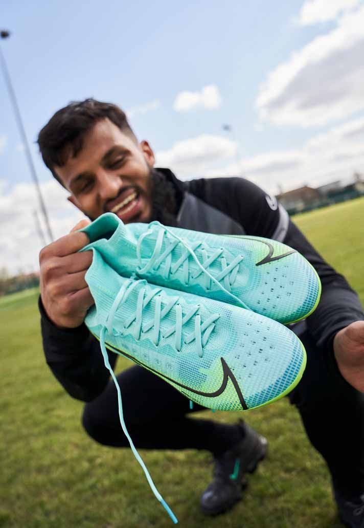 giày bóng đá Nike Impulse Pack