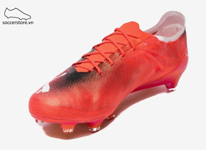 giày đá bóng nhẹ nhất thế giới Puma Ultra Rimac SL 