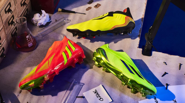 giày đá bóng Adidas Game Data 2022