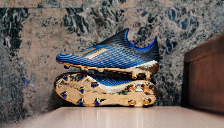 Giới thiệu giày bóng đá Adidas chính hãng