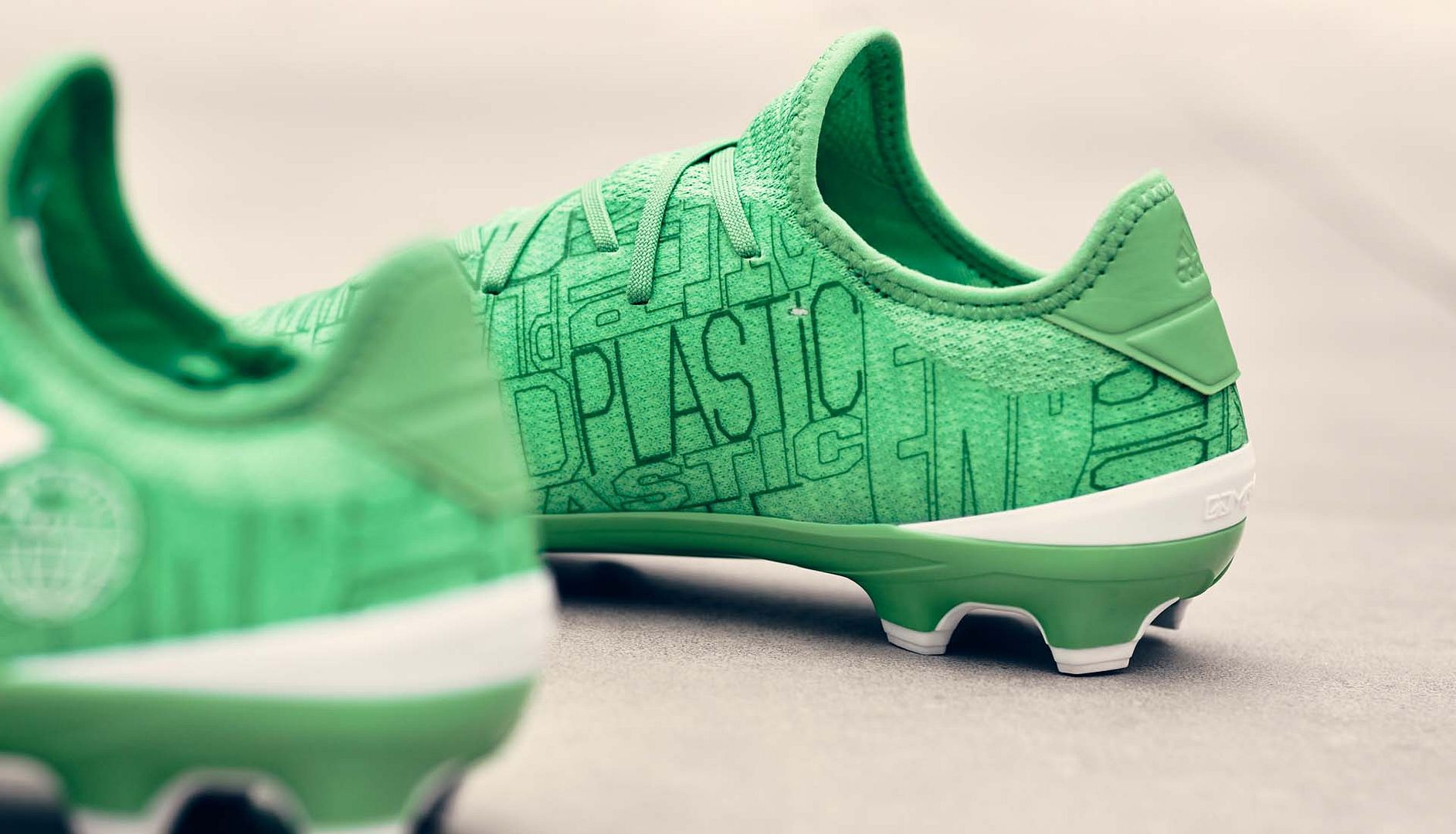 Giày bóng đá Adidas Gamemode