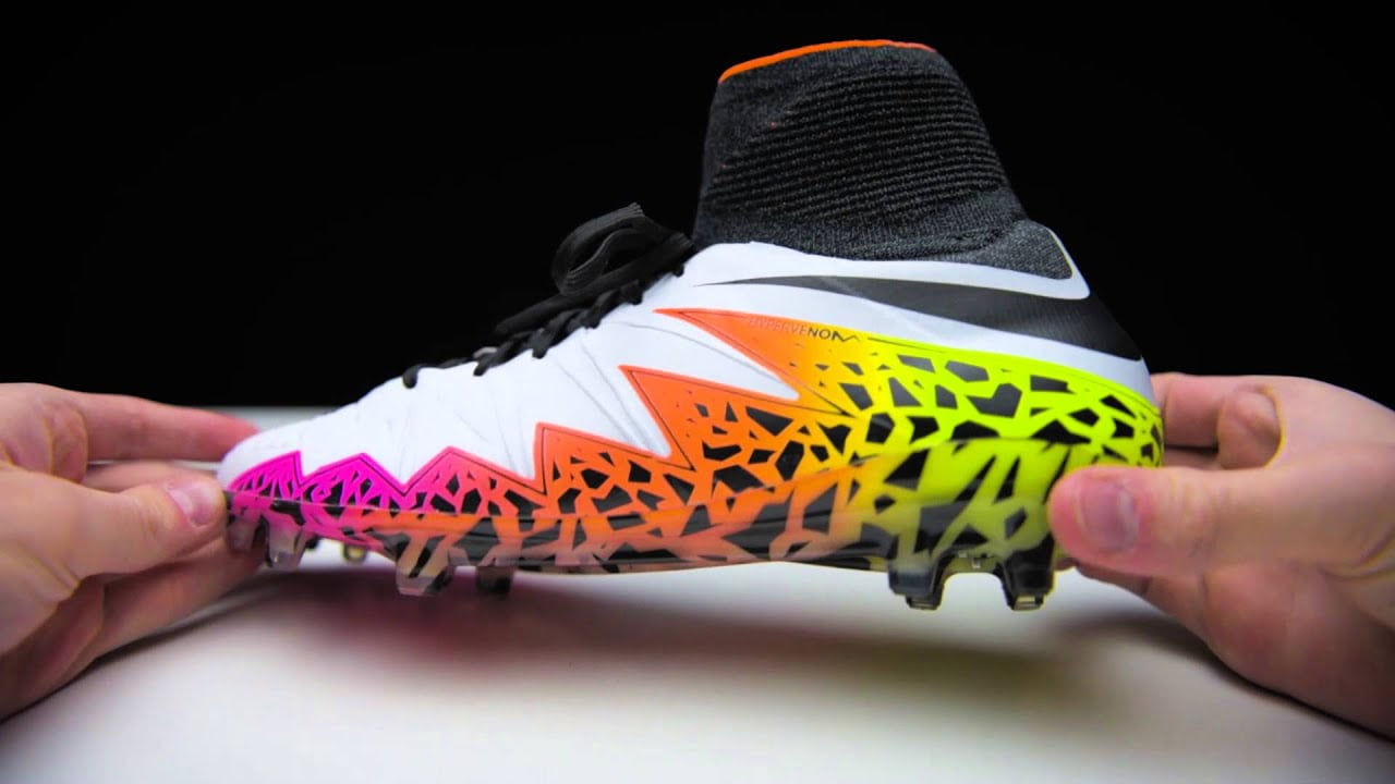 huyền thoại giày Nike Hypervenom Radiant Reveal