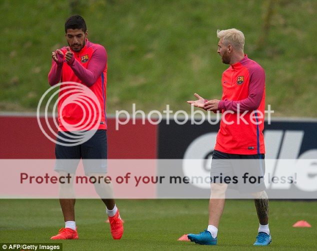 Giày đá bóng Adidas Messi 2017