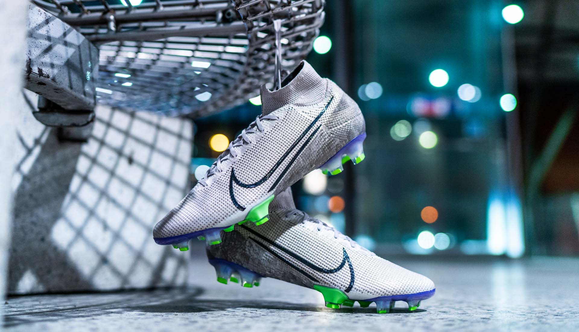 Giày đá bóng Nike Mercurial Terra pack