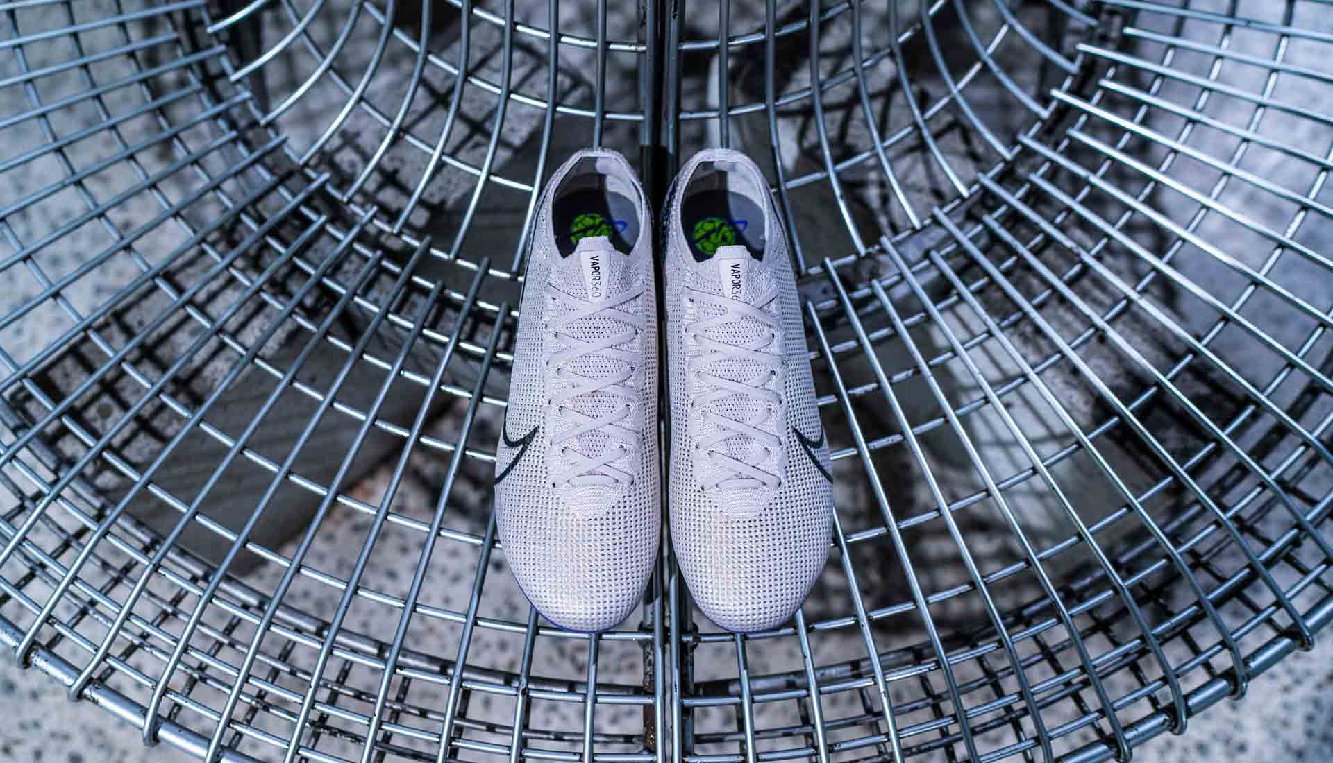 Giày đá bóng Nike Mercurial Terra pack