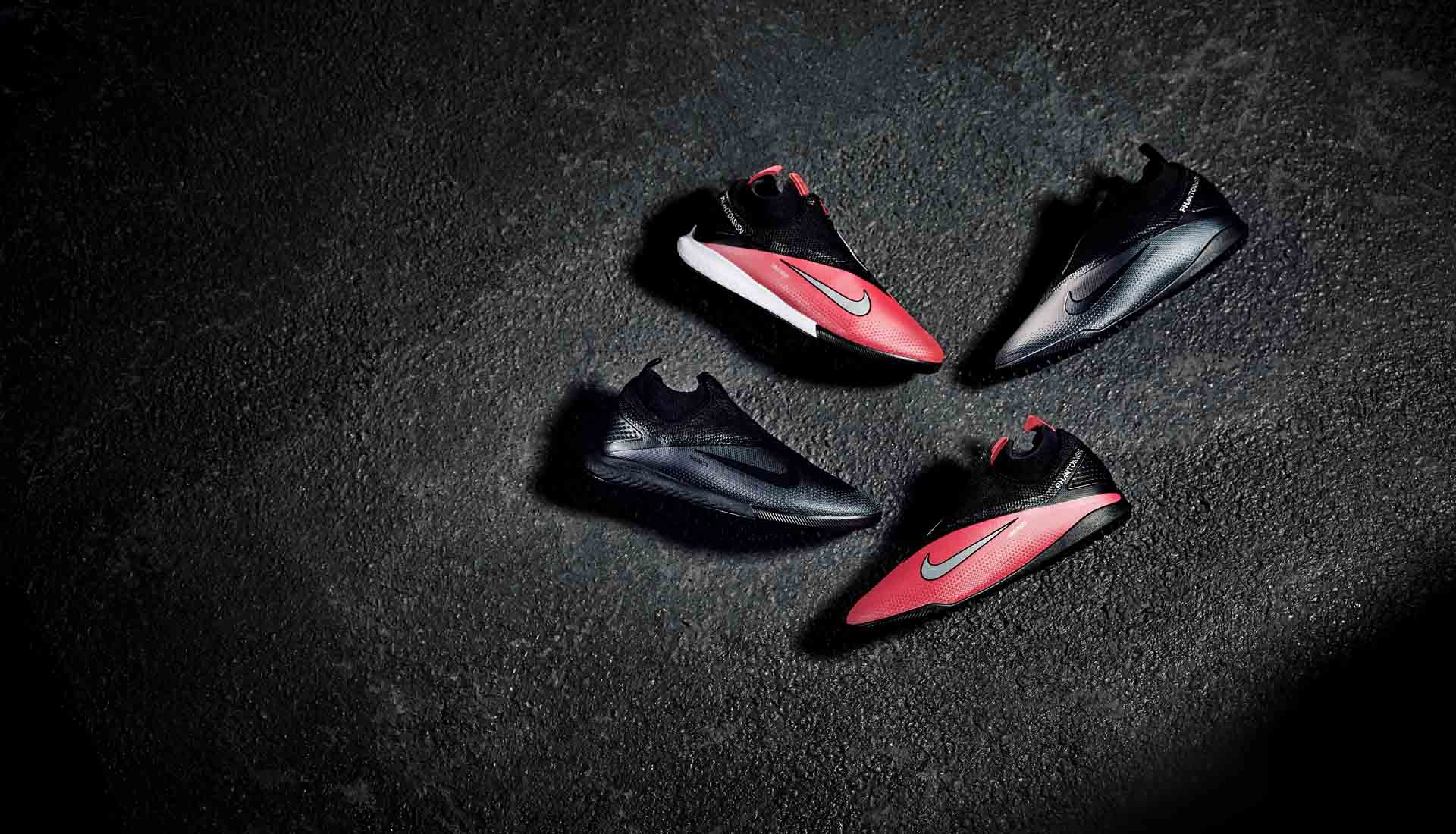 Cận cảnh Nike Phantom VSN II 2020 trong bộ sưu tập Nike Future Lab và Nike Kinetic Black