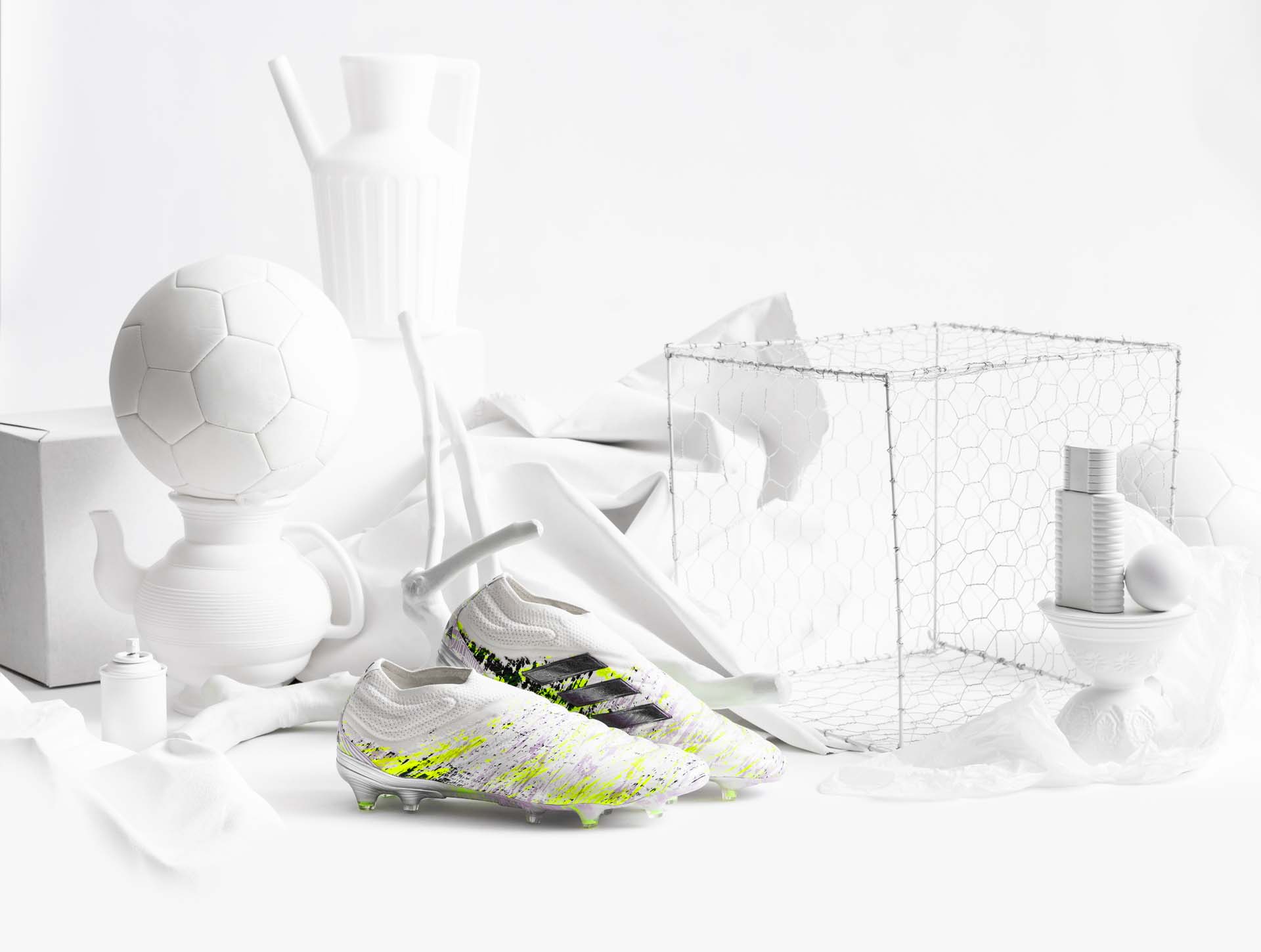 giày Adidas Copa Uniforia 2020