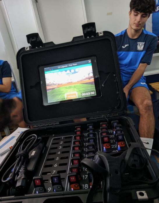 Cảm biến giày bóng đá PlayerMaker !