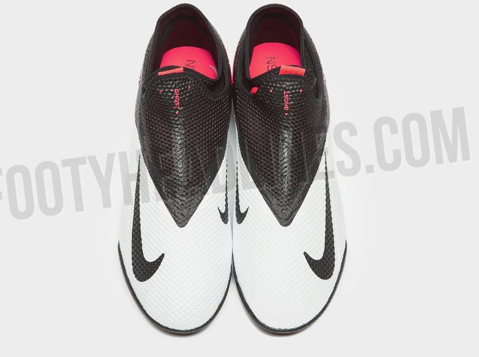 Nike Phantom VSN II 2020