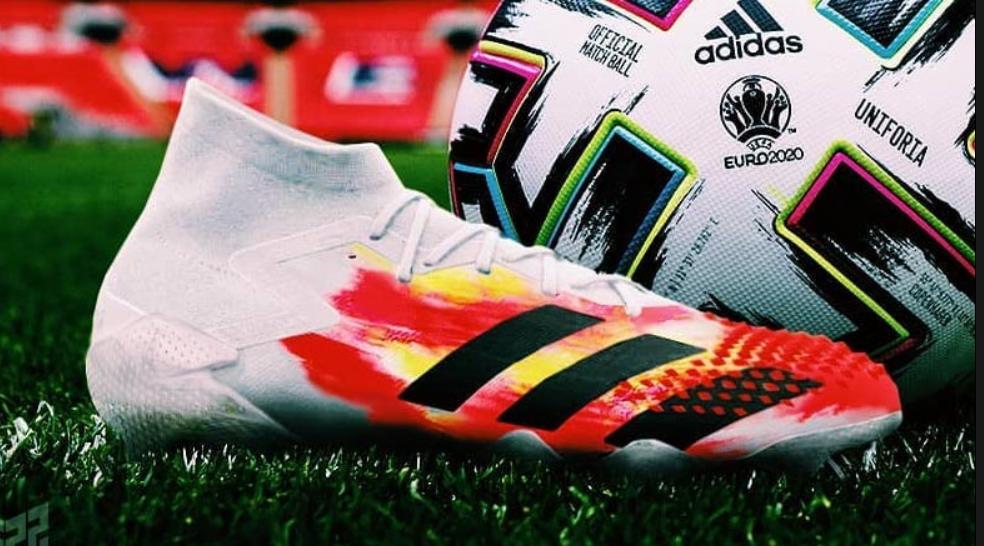Giày đá bóng Adidas Predator Euro 2020