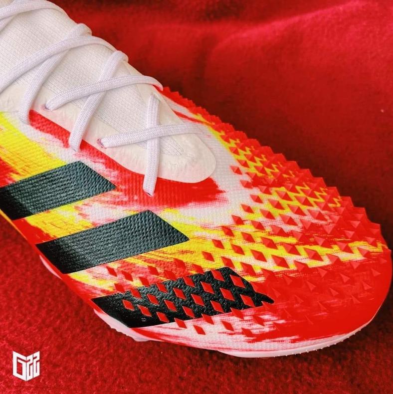 Giày đá bóng Adidas Predator Euro 2020