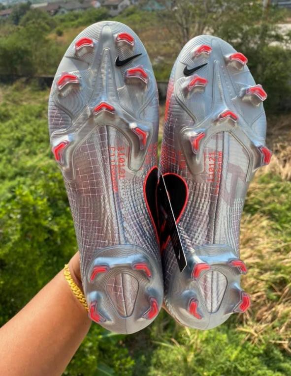 Giày đá bóng Nike Mercurial Bomber Grey 2020