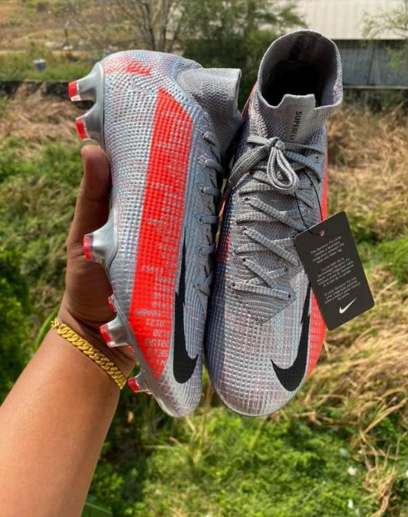 Giày đá bóng Nike Mercurial Bomber Grey 2020