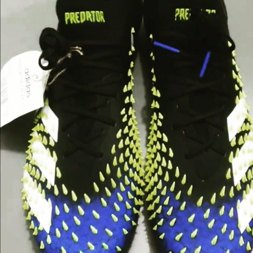giày Adidas Predator Freak 2021